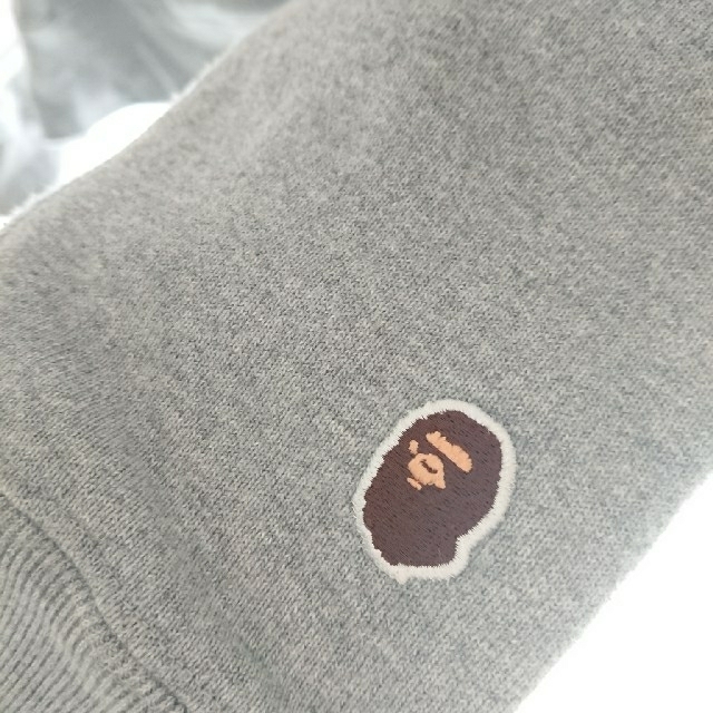 A BATHING APE(アベイシングエイプ)のA BATHING APE ☆トレーナー☆スケーター メンズのトップス(パーカー)の商品写真