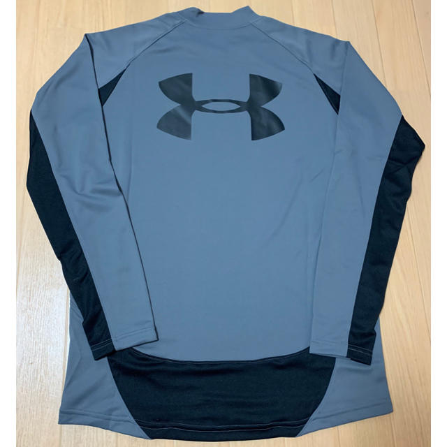 UNDER ARMOUR(アンダーアーマー)のアンダーアーマー／長袖シャツＵＡ・HＧ・LOOSE／SM スポーツ/アウトドアのトレーニング/エクササイズ(トレーニング用品)の商品写真