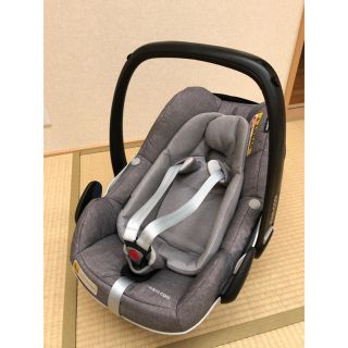 マキシコシ(Maxi-Cosi)の正規店購入品 マキシコシ ペブルプラス ノマドグレー(自動車用チャイルドシート本体)