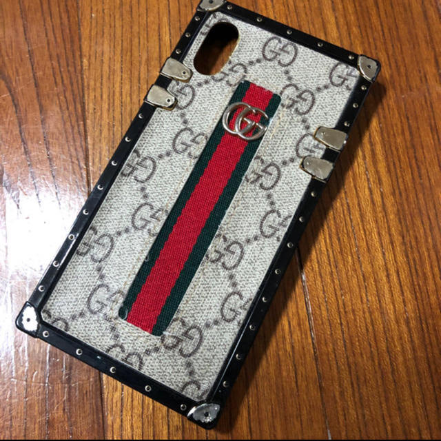 Gucci - 携帯ケースX の通販