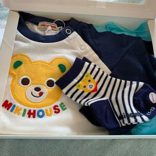 ミキハウス(mikihouse)の新品　ミキハウス　長袖Tシャツ　靴下セット(シャツ/カットソー)