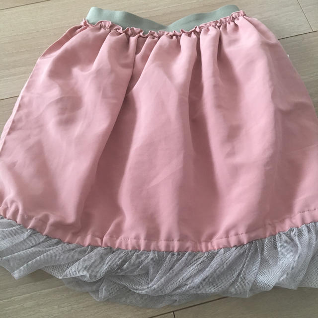 TOCCA(トッカ)のトッカ バルーンスカート リボン チュール グレー キッズ/ベビー/マタニティのキッズ服女の子用(90cm~)(スカート)の商品写真