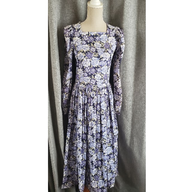 LAURA ASHLEY - 《専用》大変美品 訳あり ローラ アシュレイ 英国製