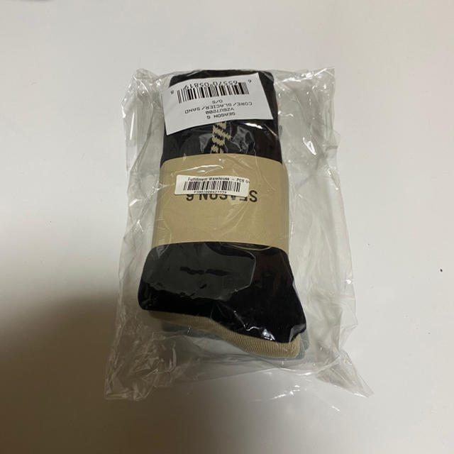 adidas(アディダス)のyeezy season6 3 pack socks ソックス 靴下 メンズのメンズ その他(その他)の商品写真