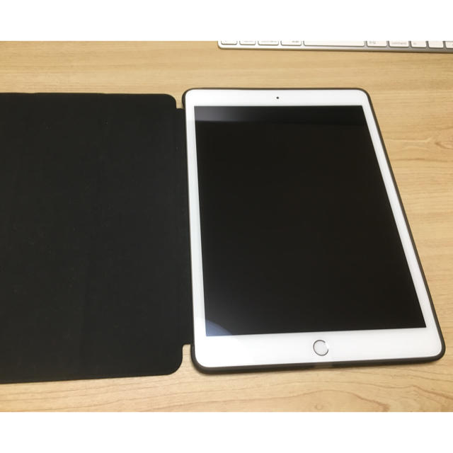 春夏新作 iPad - シルバー 第7世代　32GB ipad タブレット