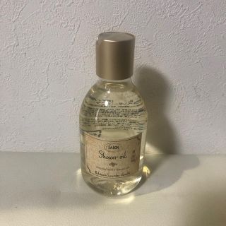 サボン(SABON)の値下げ！サボン　シャワーオイル　パチュリ・ラベンダー・バニラ　300ml(ボディソープ/石鹸)