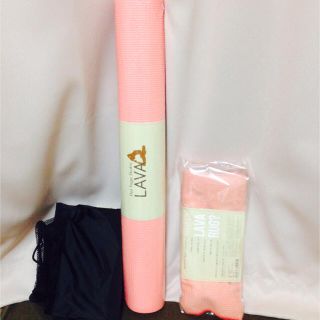 ヨガマット、ラグのセットの通販 by にこにこ's shop|ラクマ