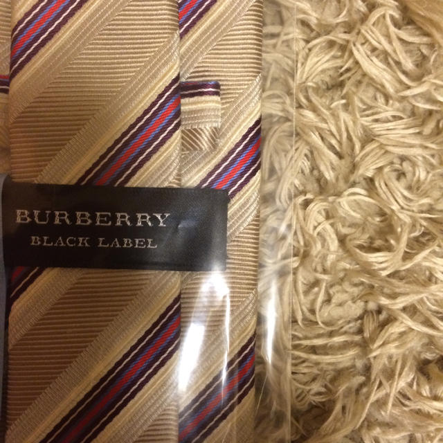 BURBERRY(バーバリー)のバーバリーネクタイ ゴールド メンズのファッション小物(ネクタイ)の商品写真