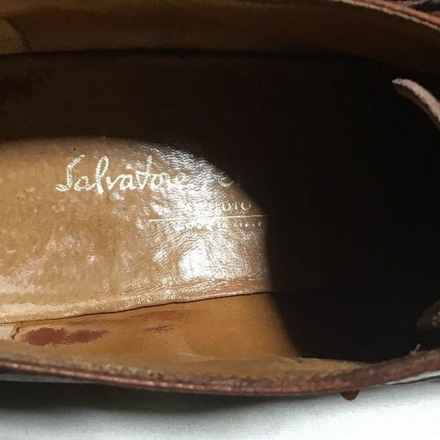 Salvatore Ferragamo(サルヴァトーレフェラガモ)のサルバトーレフェラガモ   ストレートチップ 大きめのサイズ メンズの靴/シューズ(ドレス/ビジネス)の商品写真