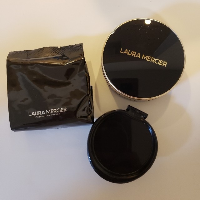 laura mercier(ローラメルシエ)の　ローラメルシエ
☆フローレスルミエールラディアンスパーフェクティングクッショ　 コスメ/美容のベースメイク/化粧品(ファンデーション)の商品写真