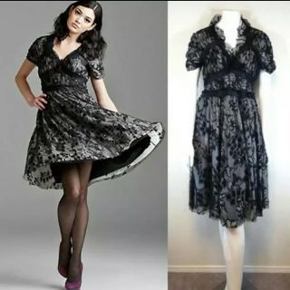 VIVIENNE TAM  ワンピース　花柄　黒