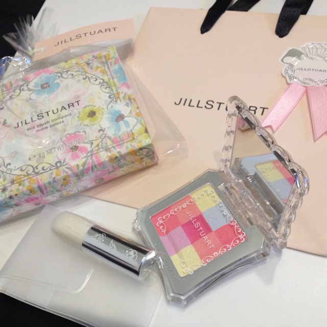 JILLSTUART(ジルスチュアート)のKONOMIC様 専用ジルスチュアート コスメ/美容のベースメイク/化粧品(チーク)の商品写真