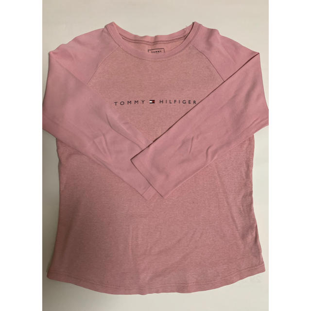 TOMMY HILFIGER(トミーヒルフィガー)のTOMMY トップス レディースのトップス(Tシャツ(長袖/七分))の商品写真