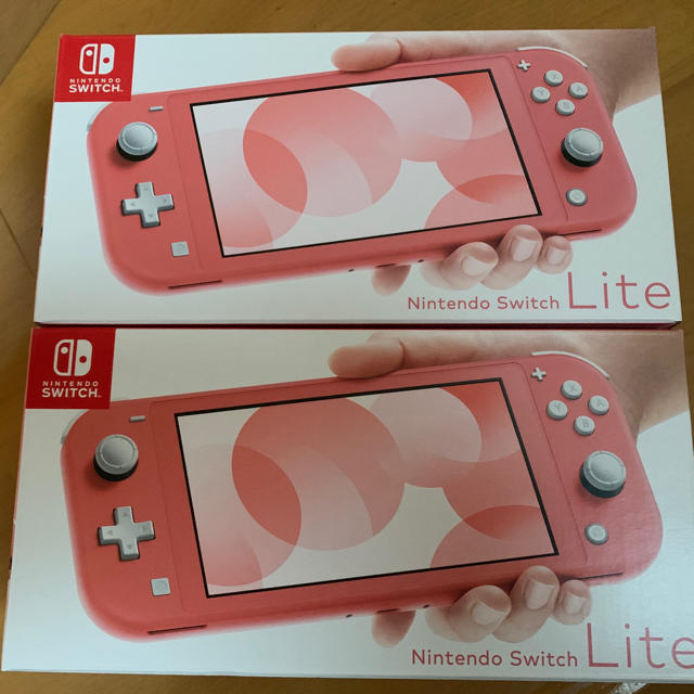 送料込み 2台セット Nintendo Switch Lite コーラル