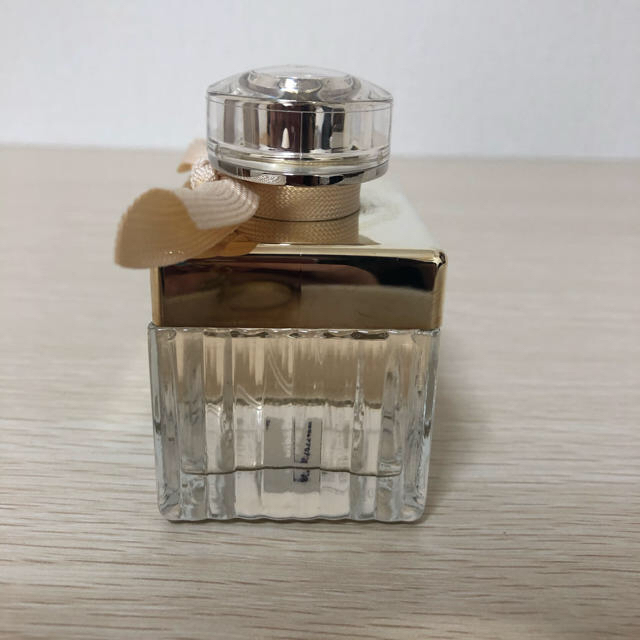 Chloe(クロエ)のクロエ　フルール　ド　パルファム　オードパルファム　50ml コスメ/美容の香水(香水(女性用))の商品写真