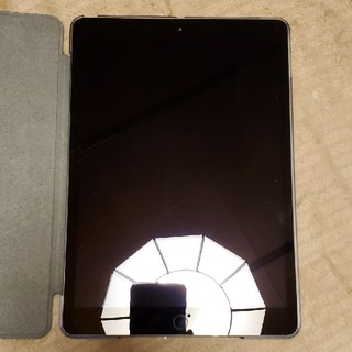 アイパッド(iPad)のiPad 7世代　32gb Wi-Fiモデル(タブレット)
