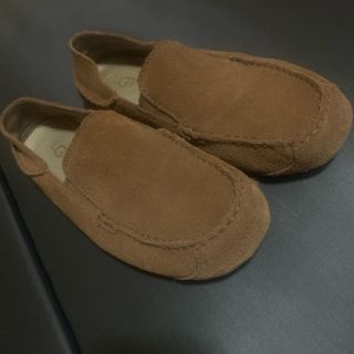 アグ(UGG)のUGG  アグ(スリッポン/モカシン)