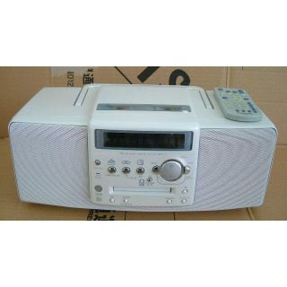 ケンウッド(KENWOOD)のCD-MDラジカセ =KENWOOD=(ポータブルプレーヤー)