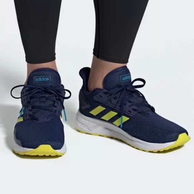 adidas(アディダス)の
定6895円限定著名人愛用!アディダスデュラモライト新品スニーカー人気紺黄29 メンズの靴/シューズ(スニーカー)の商品写真