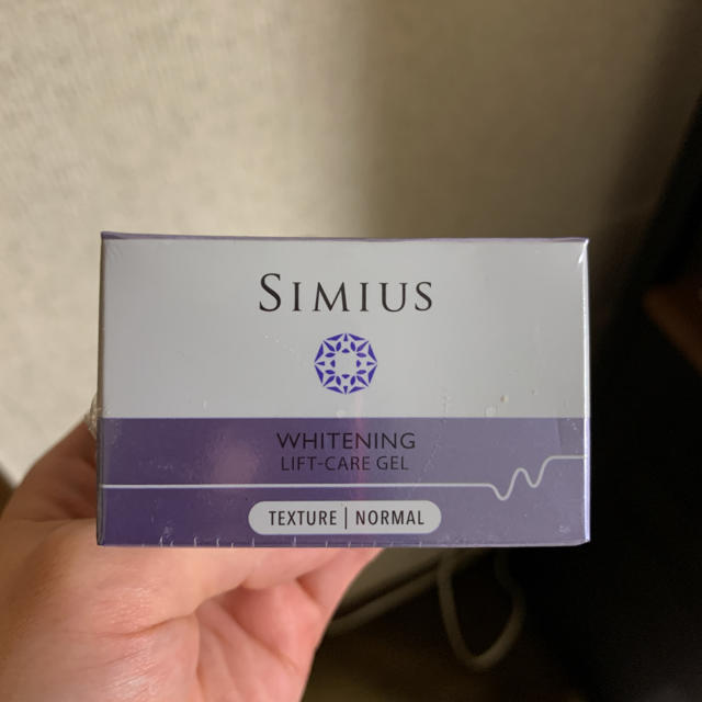 シミウス 薬用　ホワイトニングリフトケアジェル　60g