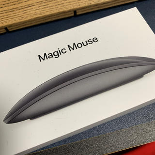 アップル(Apple)のMagic Mouse 2 スペースグレイ(PC周辺機器)
