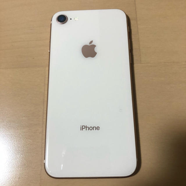 iPhone8 64G SIM解除済