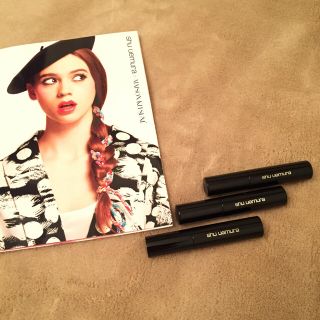 シュウウエムラ(shu uemura)のシュウウエムラ☆新品リップ3本セット(リップグロス)