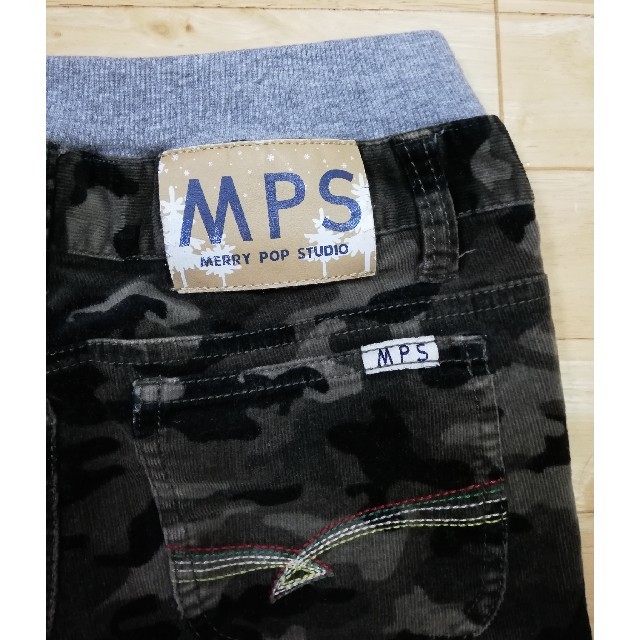MPS(エムピーエス)の130㎝　迷彩パンツ キッズ/ベビー/マタニティのキッズ服男の子用(90cm~)(パンツ/スパッツ)の商品写真