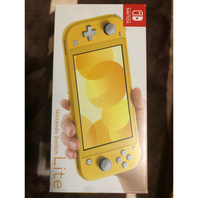 Nintendo Switch Lite イエロー　新品　未開封