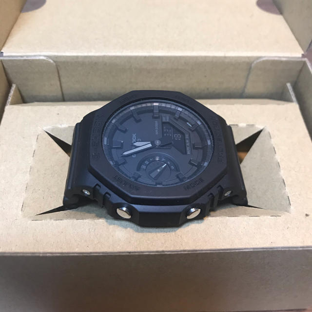 G-SHOCK(ジーショック)のG-SHOCK GA-2100-1A1JF  メンズの時計(腕時計(アナログ))の商品写真