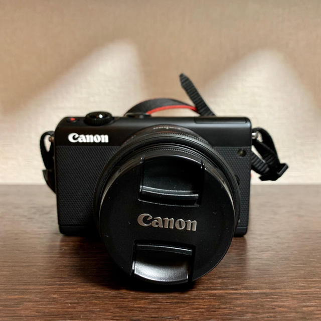 Canon(キヤノン)のCanon EOS M100 スマホ/家電/カメラのカメラ(ミラーレス一眼)の商品写真