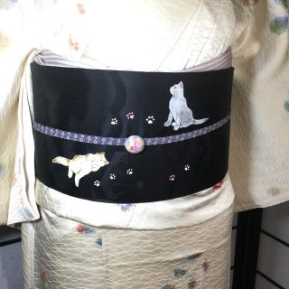 正絹手描き猫絵の名古屋帯