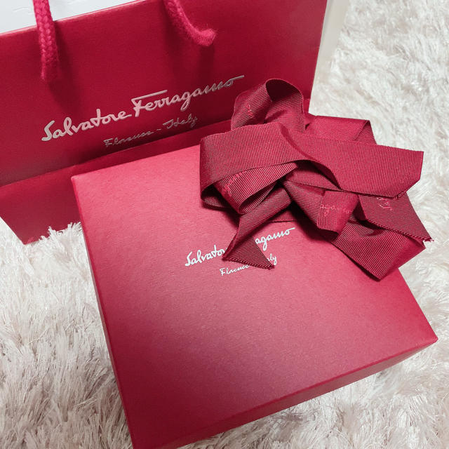 Ferragamo(フェラガモ)のフェラガモ カチューシャ レディースのヘアアクセサリー(カチューシャ)の商品写真