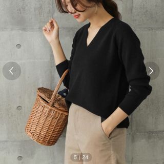 アーバンリサーチ(URBAN RESEARCH)の【美品】Ｖネックニット(ニット/セーター)