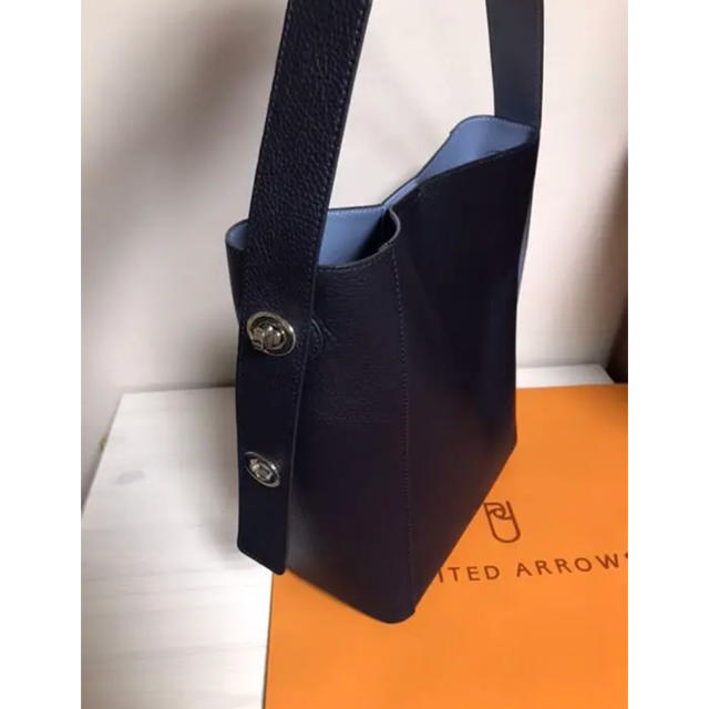 UNITED ARROWS(ユナイテッドアローズ)のユナイテッドアローズ  バック 美品 レディースのバッグ(ショルダーバッグ)の商品写真