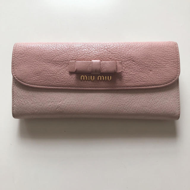 miumiu(ミュウミュウ)のMIU MIU長財布 レディースのファッション小物(財布)の商品写真