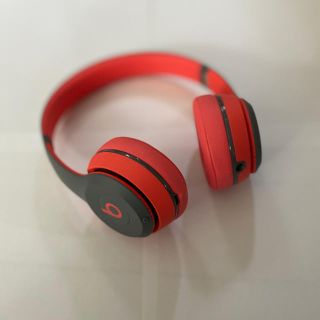 ビーツバイドクタードレ(Beats by Dr Dre)のBeats  solo2 wireless 限定カラー　レッド&グレー(ヘッドフォン/イヤフォン)