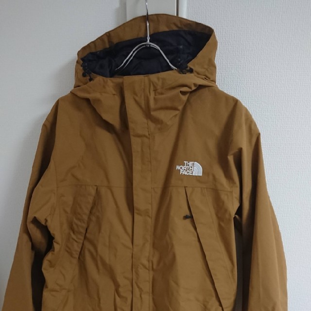 THE NORTH FACE(ザノースフェイス)の新品 ノースフェイス スクープジャケット メンズＭ メンズのジャケット/アウター(ナイロンジャケット)の商品写真