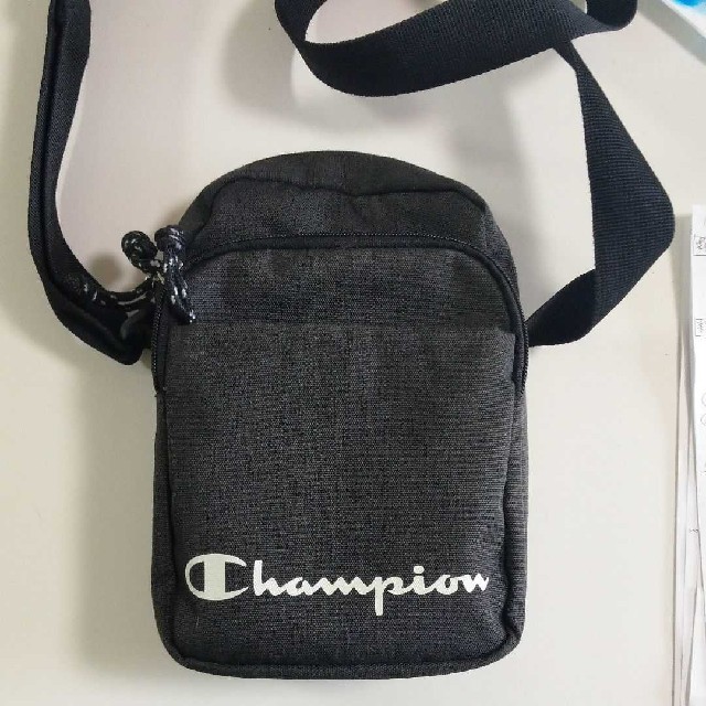 Champion(チャンピオン)のチャンピオン　champion 　ショルダーバック レディースのバッグ(ショルダーバッグ)の商品写真