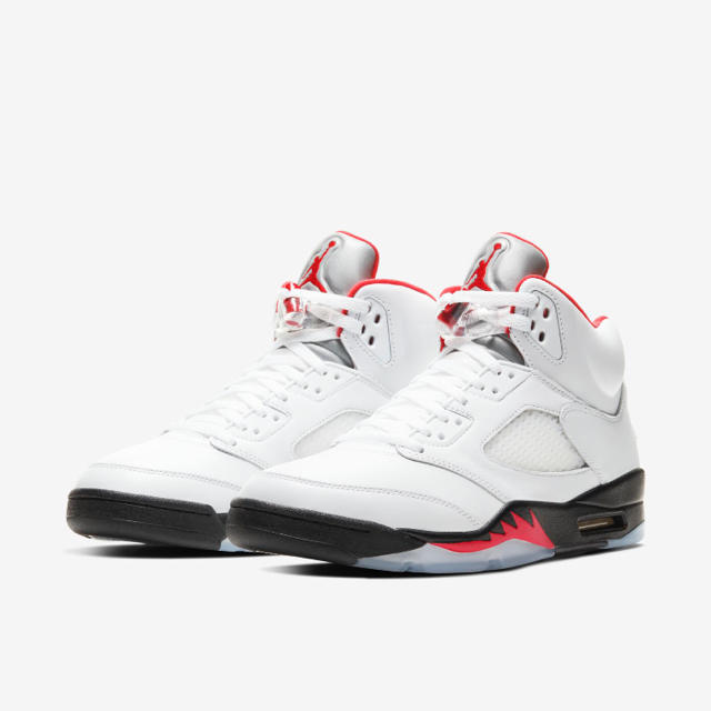 NIKE(ナイキ)のAIR JORDAN 5 Fire RED 流川モデル 27.0 メンズの靴/シューズ(スニーカー)の商品写真