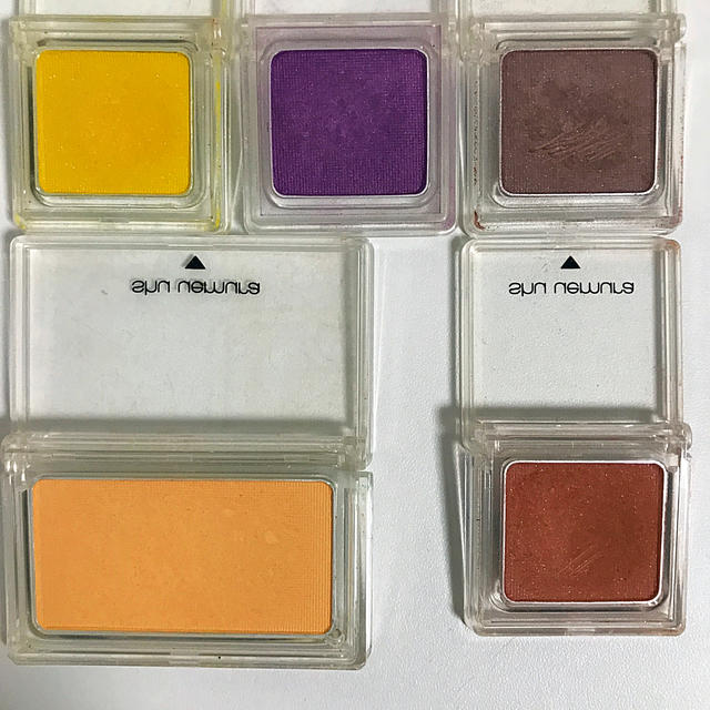 shu uemura(シュウウエムラ)のシュウウエムラアイシャドウ、グロウ コスメ/美容のベースメイク/化粧品(アイシャドウ)の商品写真