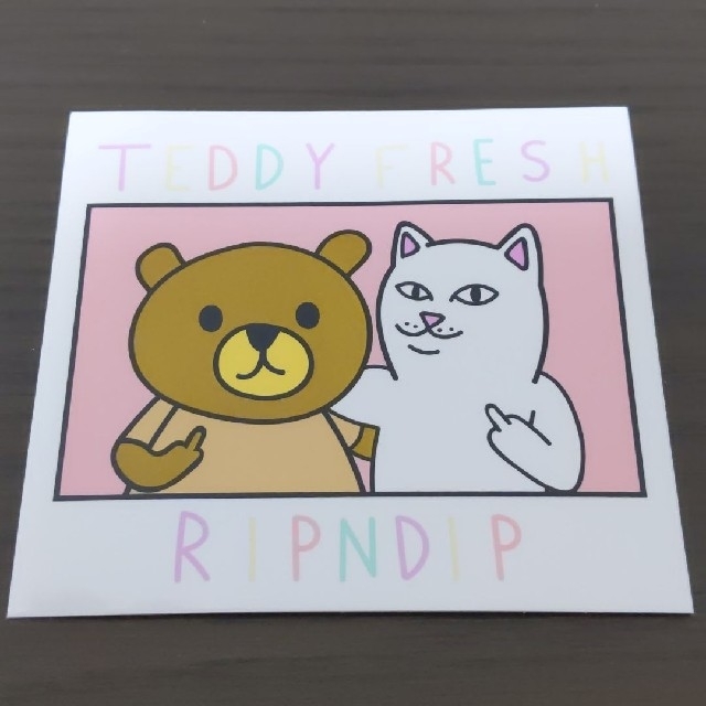 「縦9.5cm横10.2cm」RIPNDIP ステッカー スポーツ/アウトドアのスポーツ/アウトドア その他(その他)の商品写真