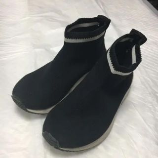 ザラキッズ(ZARA KIDS)のZARAKIDS スニーカー 18.5(スニーカー)