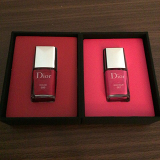ディオール(Dior)のディオール☆ヴェルニ999&661ネイル(マニキュア)