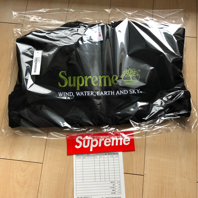 Supreme(シュプリーム)のSupreme®/Timberland® Crewneck メンズのトップス(スウェット)の商品写真