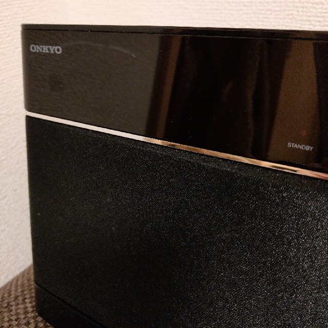 ONKYO(オンキヨー)のONKYO CBX-500 CDチューナーアンプシステム iPod Dock搭載 スマホ/家電/カメラのオーディオ機器(ポータブルプレーヤー)の商品写真