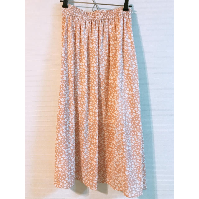 MISCH MASCH(ミッシュマッシュ)の定価8,690円新品未使用♡MISCH MASCH♡小花柄ロングスカート レディースのスカート(ロングスカート)の商品写真