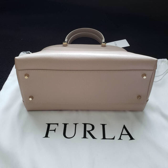 Furla(フルラ)のパイパー M ハンドバッグ／フルラ（FURLA） レディースのバッグ(ハンドバッグ)の商品写真