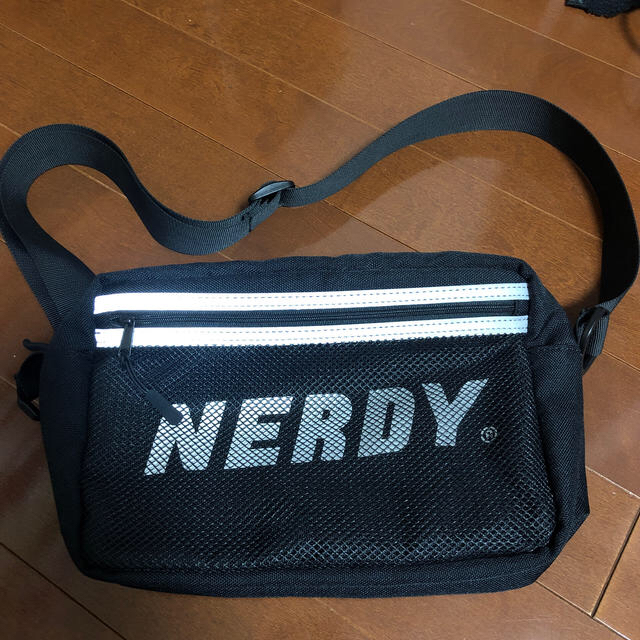 Nerdy ショルダーバッグ レディースのバッグ(ショルダーバッグ)の商品写真