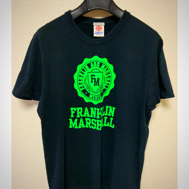 FRANKLIN&MARSHALL(フランクリンアンドマーシャル)のFranklin Marshall フランクリンマシーシャル　黒色半袖Tシャツ メンズのトップス(Tシャツ/カットソー(半袖/袖なし))の商品写真